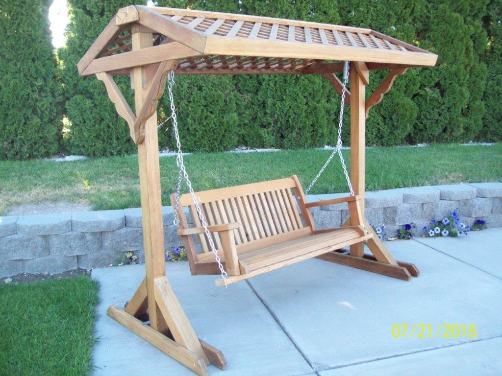Wood Country Cabbage Hill Porch Swing - Easy Breezy Porch Swings