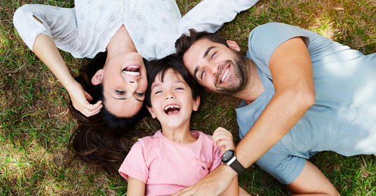 7 Easy No-Gear Games to Play on Your Porch Swing or Swing Bed