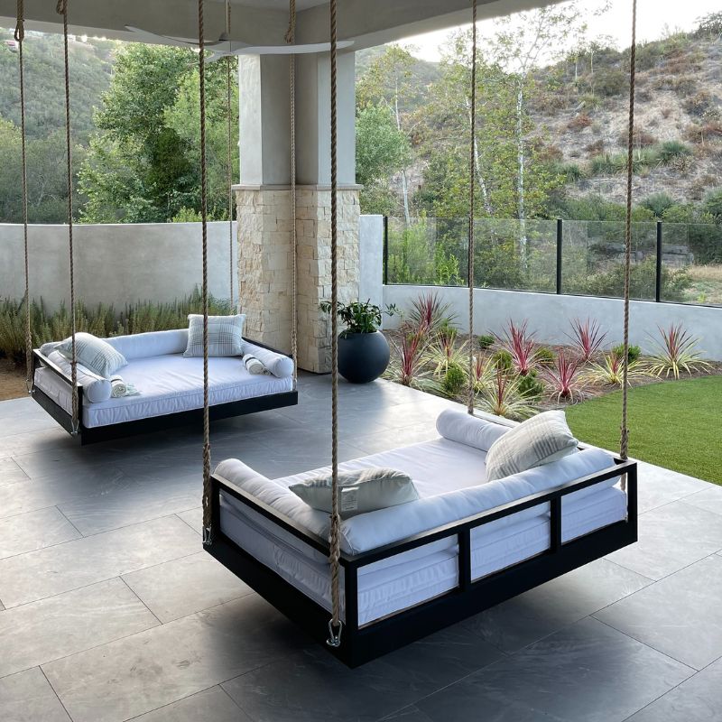 MesaLivingSolanaSwingBed3