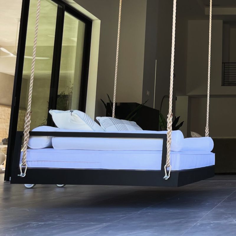 MesaLivingSolanaSwingBed4
