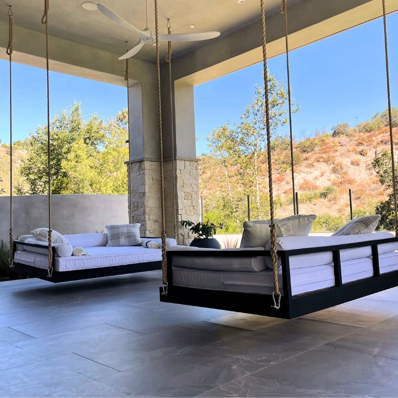 MesaLivingSolanaSwingBed6