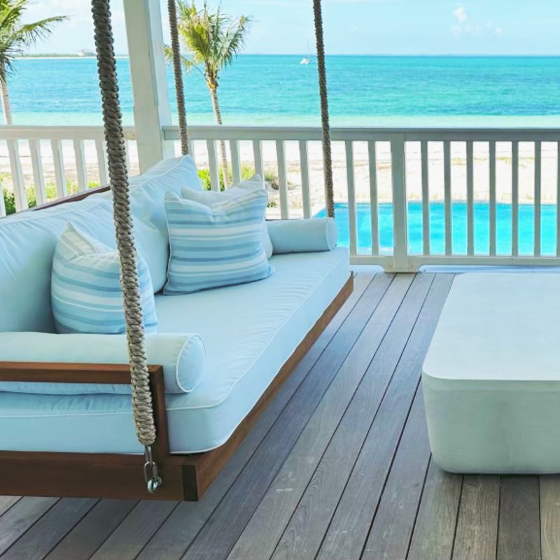 Solana Swing Bed