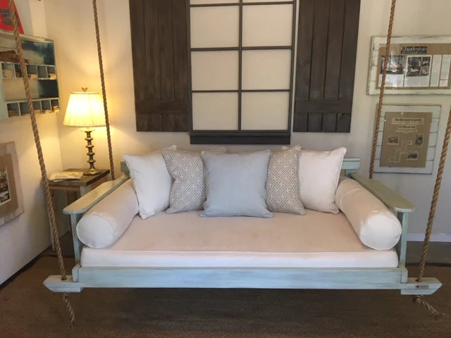 Noah Swing Bed